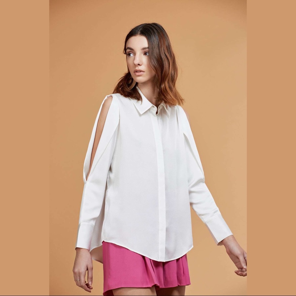 C/meo Collective cut out shoulder shirt *NWT